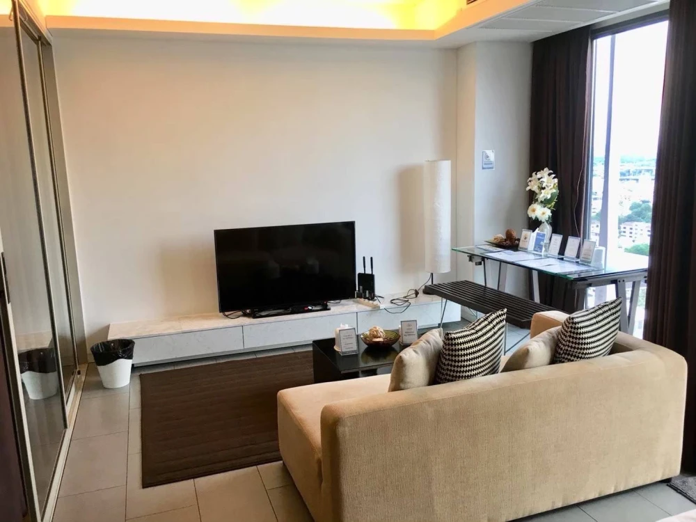 For sale/rent: Siamese Ratchakru, high floor room, ready to move in, spacious and comfortable room. Good like this, hurry and reserve now, don't miss