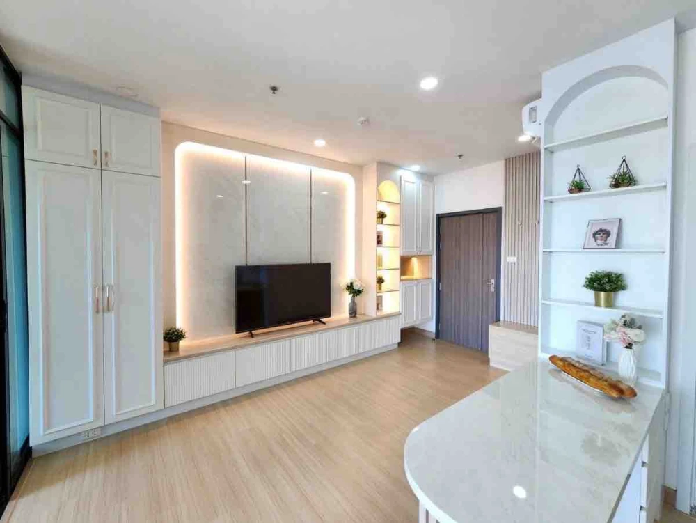 For sale/rent Supalai Loft Prajadhipok-Wongwian Yai, ready to move in, fully furnished, high floor, reserve now.