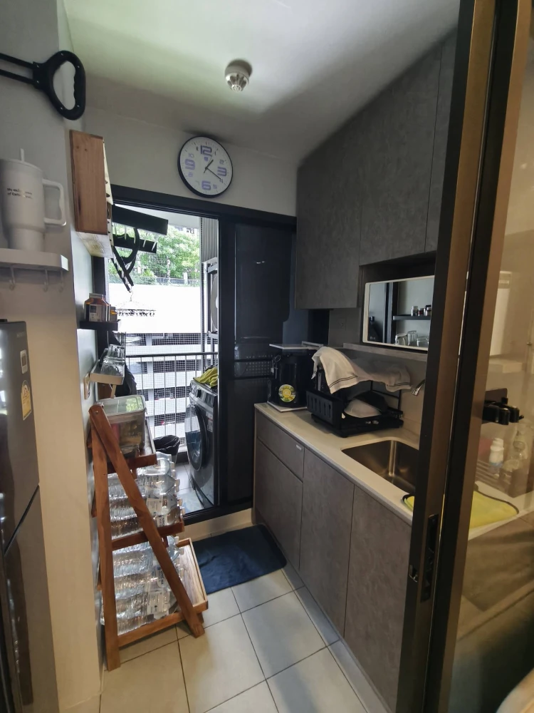 For sale/rent: The Politan Breeze. Ready-to-move-in unit with full furniture. Spacious and comfortable. Book now!!!