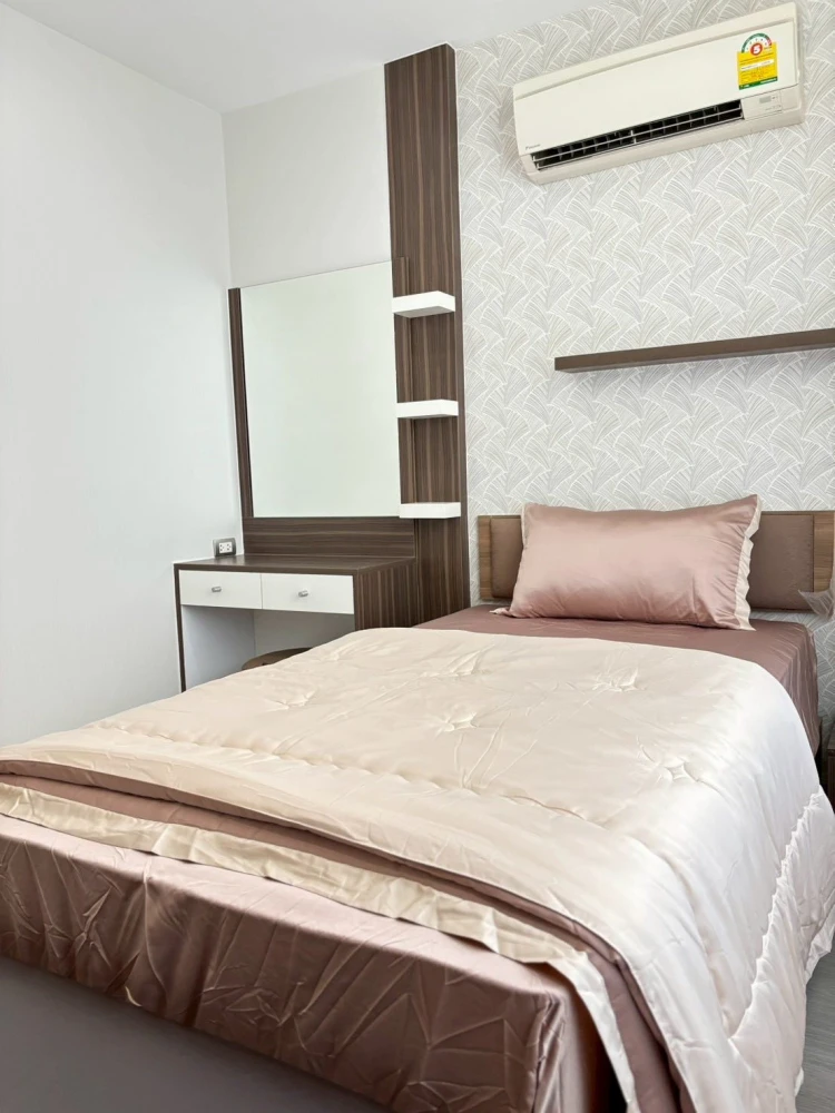 For sale/rent: Tree Condo Sukhumvit 52. Ready to move in, low floor, very livable. Book now!