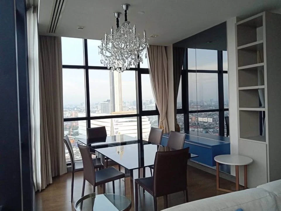 For sale/rent: Urbano Absolute Sathon-Taksin, a nice room on a high floor, spacious room, suitable for a family. If you don't reserve, it's a mistake.
