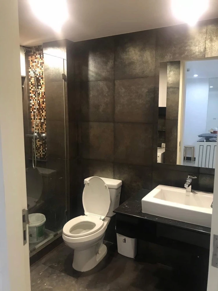 For sale/rent Voque Sukhumvit 16 1 bedroom 1 bathroom, spacious room, convenient travel, don't miss out on booking.