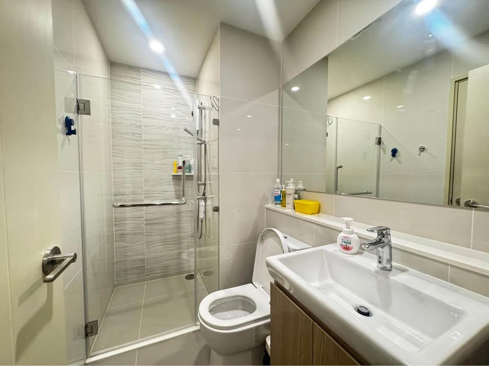 For sale/rent: Condo Life Rama 4 - Asoke, ready to move in, fully furnished, facilities ready, book now, don't miss out!