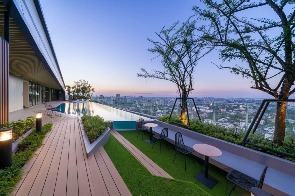For sale/rent: Chewathai Kaset-Nawamin Condominium. Beautiful, luxurious, and comfortable. Buy/Reserve now!!