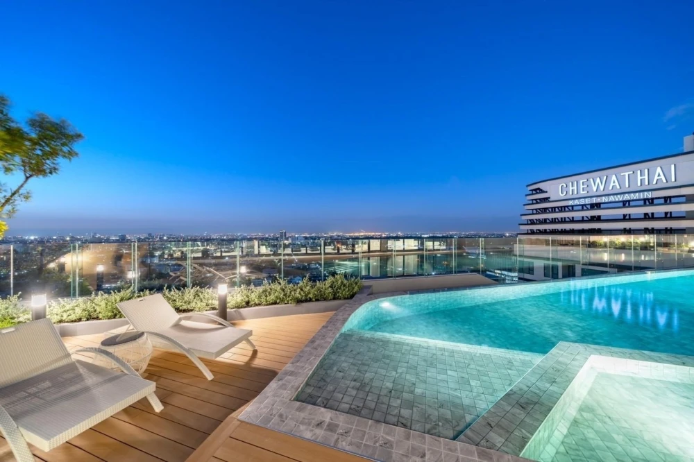 For sale/rent: Chewathai Kaset-Nawamin Condominium. Beautiful, luxurious, and comfortable. Buy/Reserve now!!