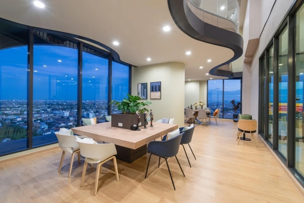 For sale/rent: Chewathai Kaset-Nawamin Condominium. Beautiful, luxurious, and comfortable. Buy/Reserve now!!