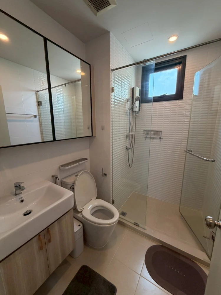 For sale/rent: Chewathai Kaset-Nawamin Condominium. Beautiful, luxurious, and comfortable. Buy/Reserve now!!