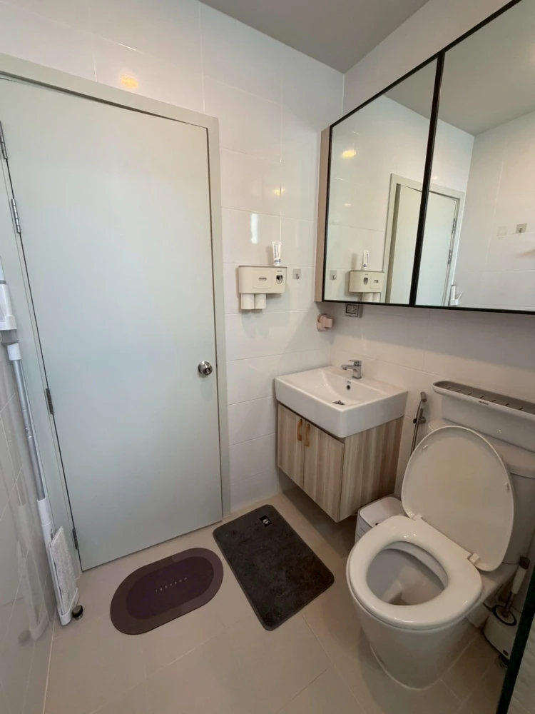For sale/rent: Chewathai Kaset-Nawamin Condominium. Beautiful, luxurious, and comfortable. Buy/Reserve now!!