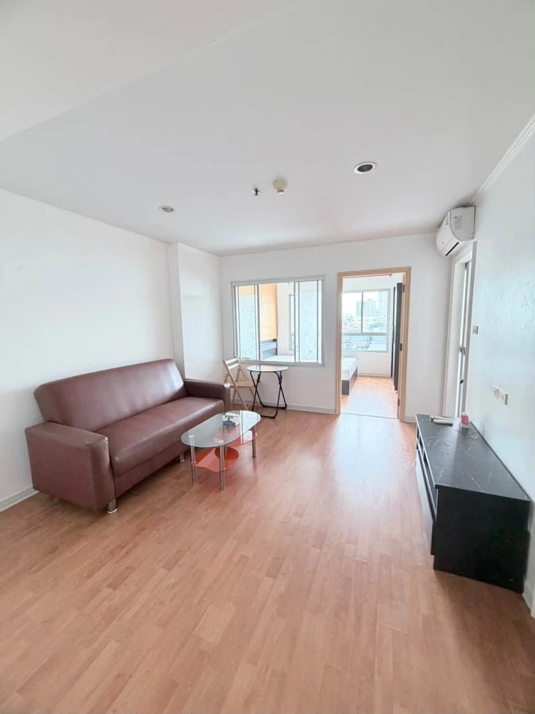 Condo for sale/rent, Lumpini Ville Ramkhamhaeng 44, corner room, good location, can't miss it.