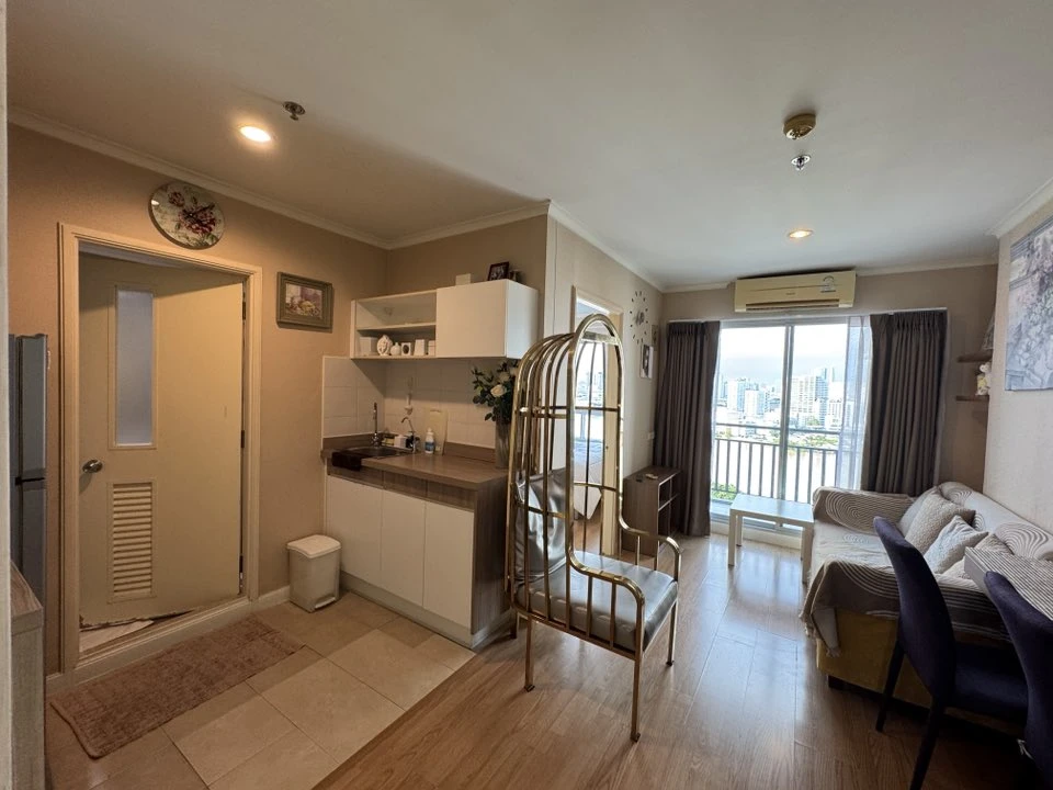 Condo for sale/rent: Lumpini Ville-Riverview Rat Burana, high floor, Chao Phraya River view, affordable price. Reserve now before it's too late.