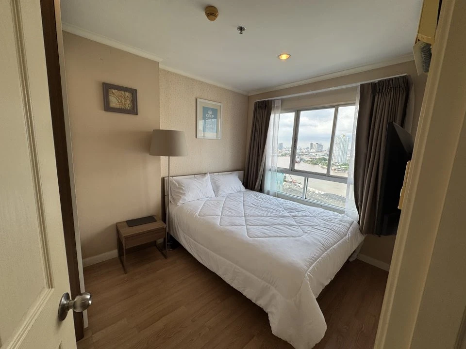 Condo for sale/rent: Lumpini Ville-Riverview Rat Burana, high floor, Chao Phraya River view, affordable price. Reserve now before it's too late.
