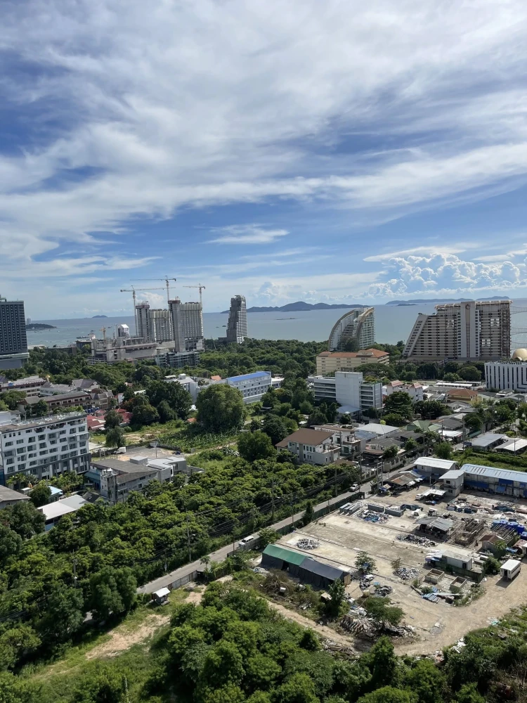 For sale/rent: Lumpini Ville Condo, Na Kluea-Wong Amat, high floor, sea view, ready to move in, hurry and book now++