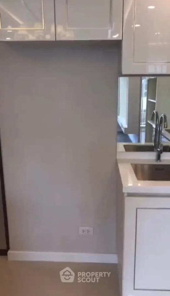 For sale/rent: Amaranta Residence Condo. Great location, attractive price. Buy/reserve now!!