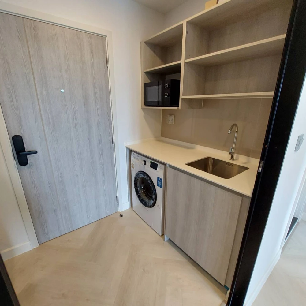 For sale/rent: Cave Ava Condo. Excellent value! First come, first served! Buy/reserve now!!