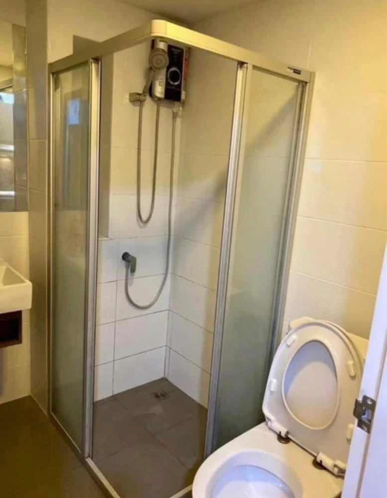 Sell/Rent Esta Bliss Condo, near BTS, don't wait !!