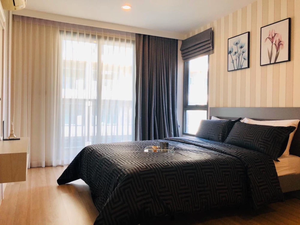 For sale/rent: Vogue Sukhumvit 31 Condo. Spacious and comfortable unit, perfect for families. Book now!