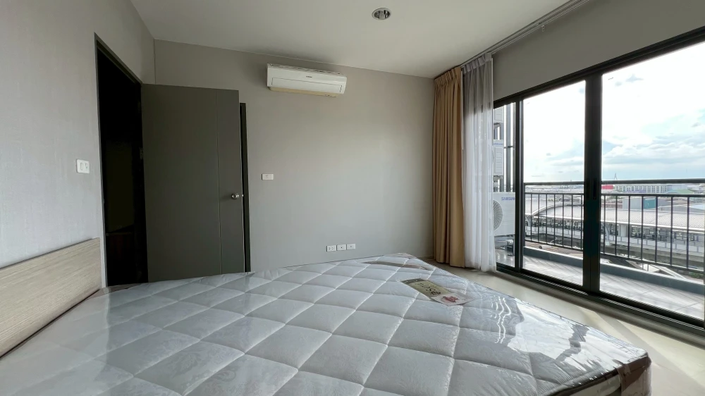For sale/rent: Ideo Sukhumvit 115 condo. Bright, airy, and comfortable rooms. Buy/reserve now!!