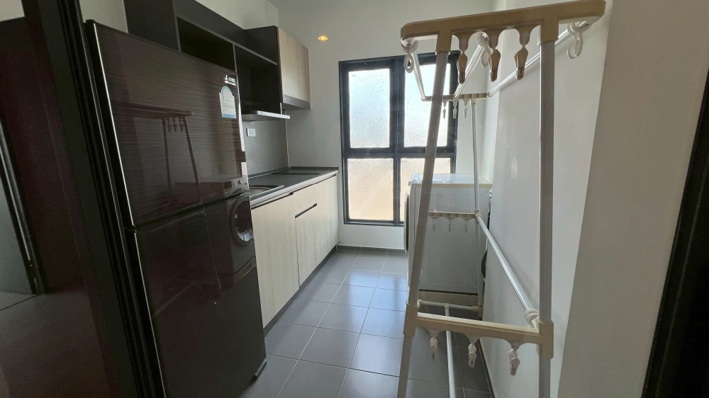 For sale/rent: Ideo Sukhumvit 115 condo. Bright, airy, and comfortable rooms. Buy/reserve now!!