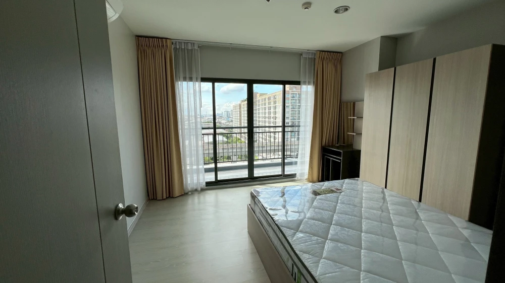 For sale/rent: Ideo Sukhumvit 115 condo. Bright, airy, and comfortable rooms. Buy/reserve now!!