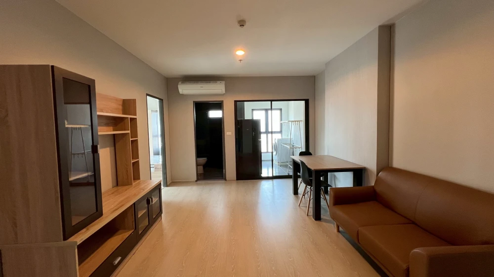 For sale/rent: Ideo Sukhumvit 115 condo. Bright, airy, and comfortable rooms. Buy/reserve now!!