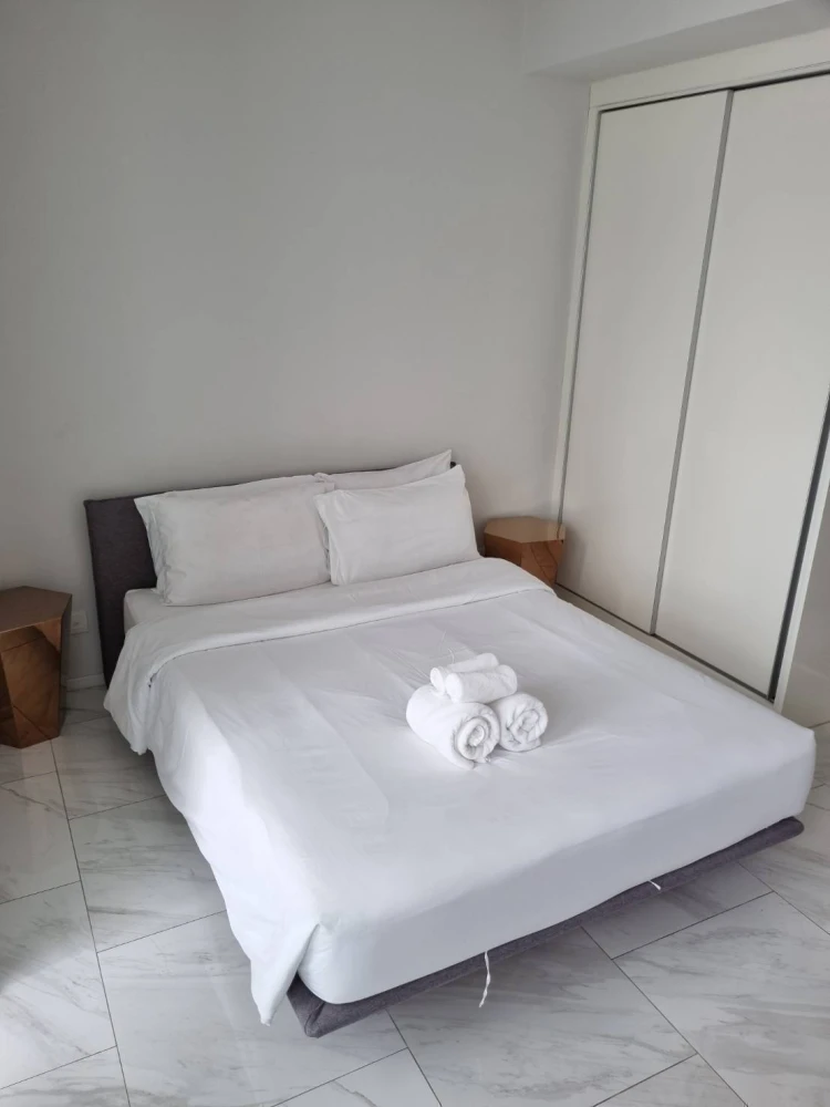 Condo for sale / rent at Hyde Sukhumvit 11, good location, 11th floor, no block view, near the train, can't find anywhere else, hurry up!