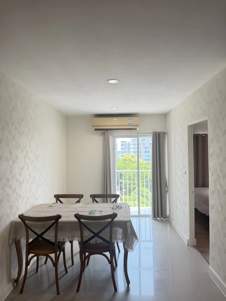 Sell / rent Metro Park Sathorn Condo, furniture + complete electrical appliances The most corner room Hurry up to reserve it.