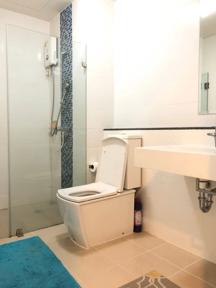 Sell / rent Metro Park Sathorn Condo, furniture + complete electrical appliances The most corner room Hurry up to reserve it.