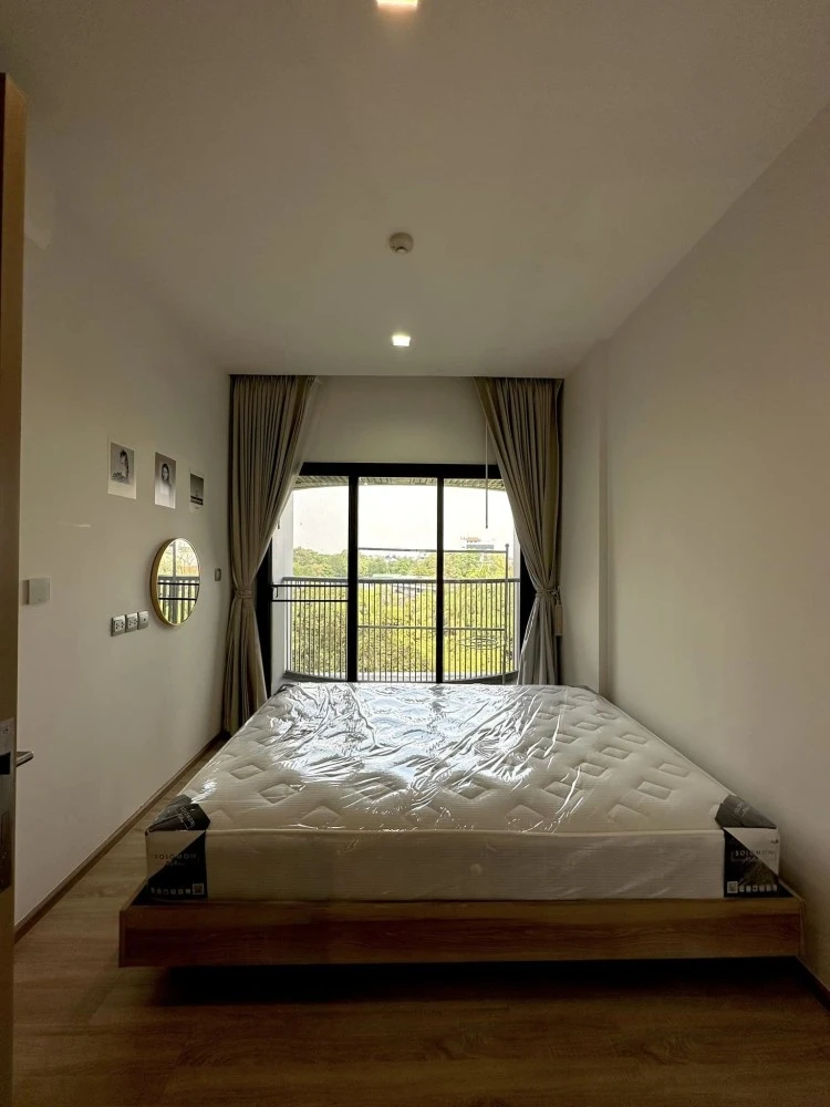 For sale and rent Kawa House On Nut 77, room ready to move in. Good furniture Complete with a very comfortable sofa, don't miss it.