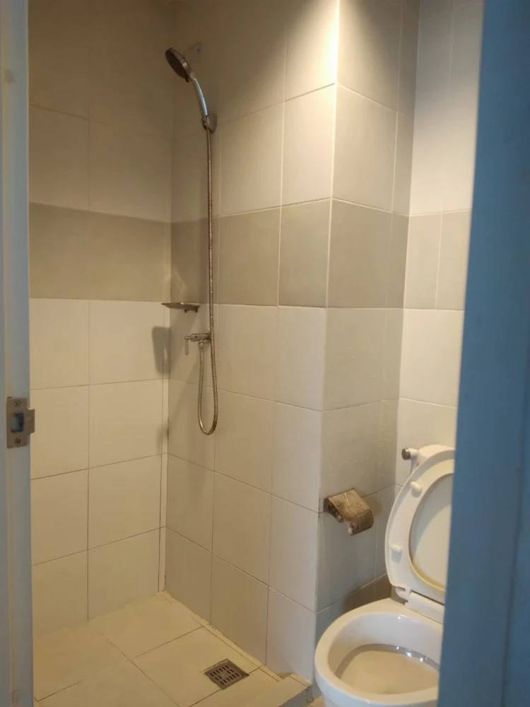 For sale/rent: Plum Condo Samakee. Nice unit, fully furnished, affordable price. Book now!