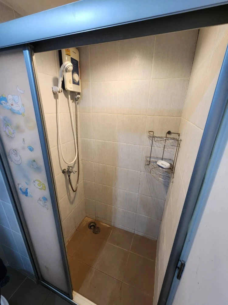 For sale/rent at Lumpini Mega City Bangna. Nice, fully furnished unit on a low floor with complete amenities. Book now!