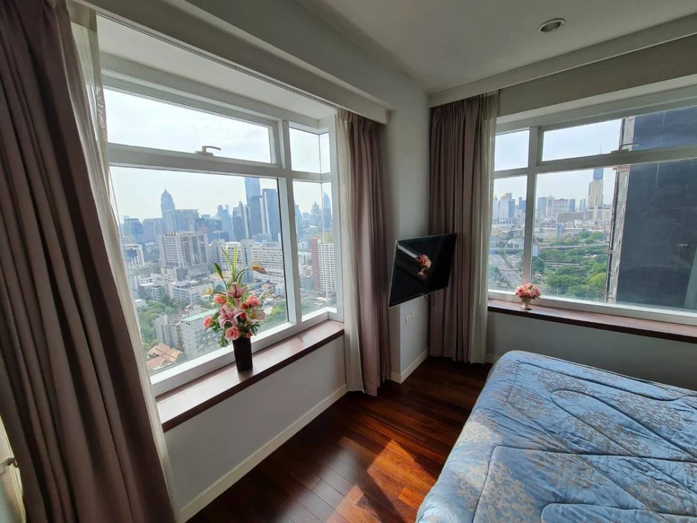 Condo for sale/rent, Circle Condominium, ready to move in.