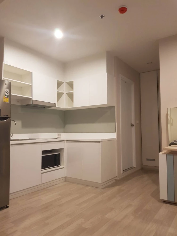 For sale/rent: The Privacy Rama 9, high floor, ready to move in, spacious and comfortable room, hurry and book now+++