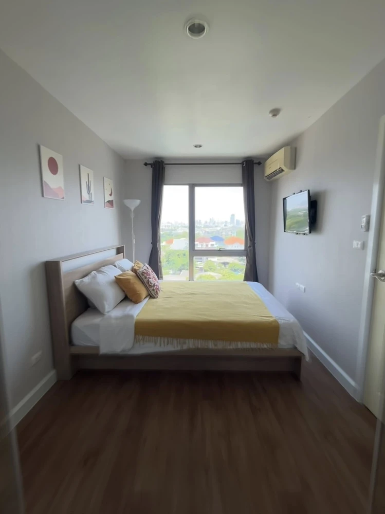 Sale/Rent The Privacy Ratchada-Sutthisan, top room, pool view. Furniture is ready. Book now.