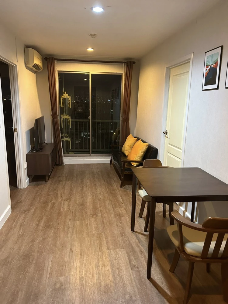 Sale/Rent The Privacy Ratchada-Sutthisan, top room, pool view. Furniture is ready. Book now.