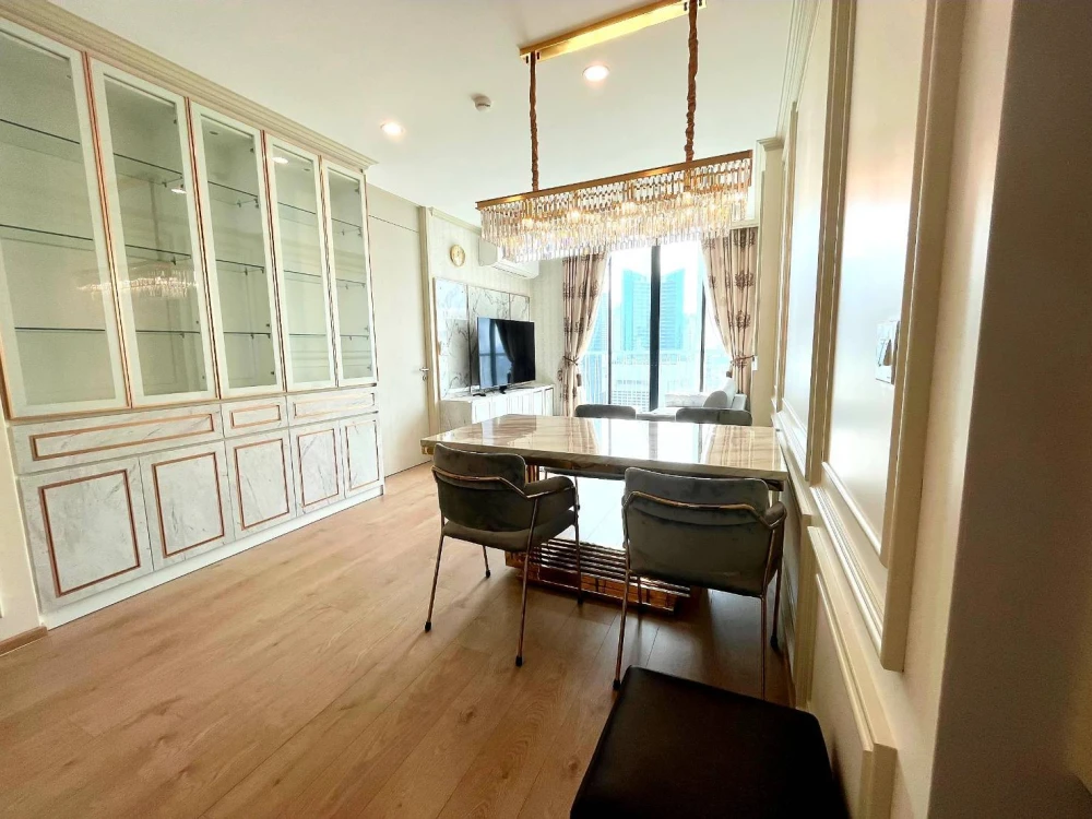 For sale/rent Noble Recole Sukhumvit 19, ready to move in, fully furnished, built-in furniture throughout the room, book now, last room++