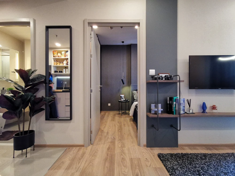For sale/rent: Oka Haus Sukhumvit 36, ready to move in, high floor, spacious, reserve now, don't miss out!