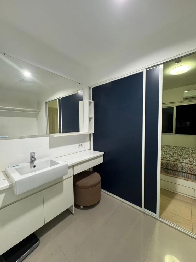 Condo for sale/rent A Space Hideaway Asoke-Ratchada, ready to move in, spacious, comfortable, 2 bedrooms, high floor, good like this, hurry and book n