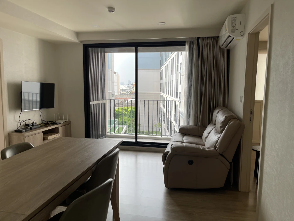 Sell/rent urgently!! Maestro 03 Ratchada-Rama 9, 5th floor, Building A, pet-friendly condo, fully furnished, book now!!