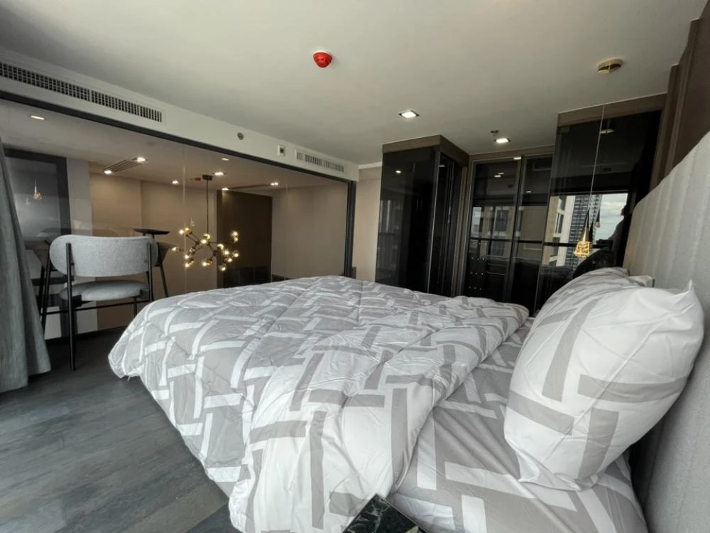 Conner Ratchathewi, a new luxury condo in the heart of the city