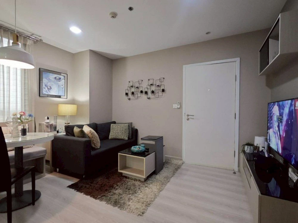 Condo Skyline Rattanathibet, ready to move in, furnished + electrical appliances. Good like this, hurry and book before you miss out!!