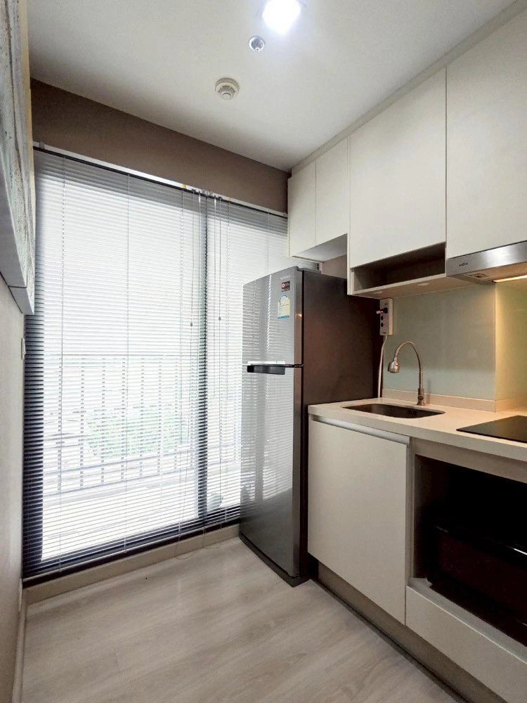 Condo Skyline Rattanathibet, ready to move in, furnished + electrical appliances. Good like this, hurry and book before you miss out!!