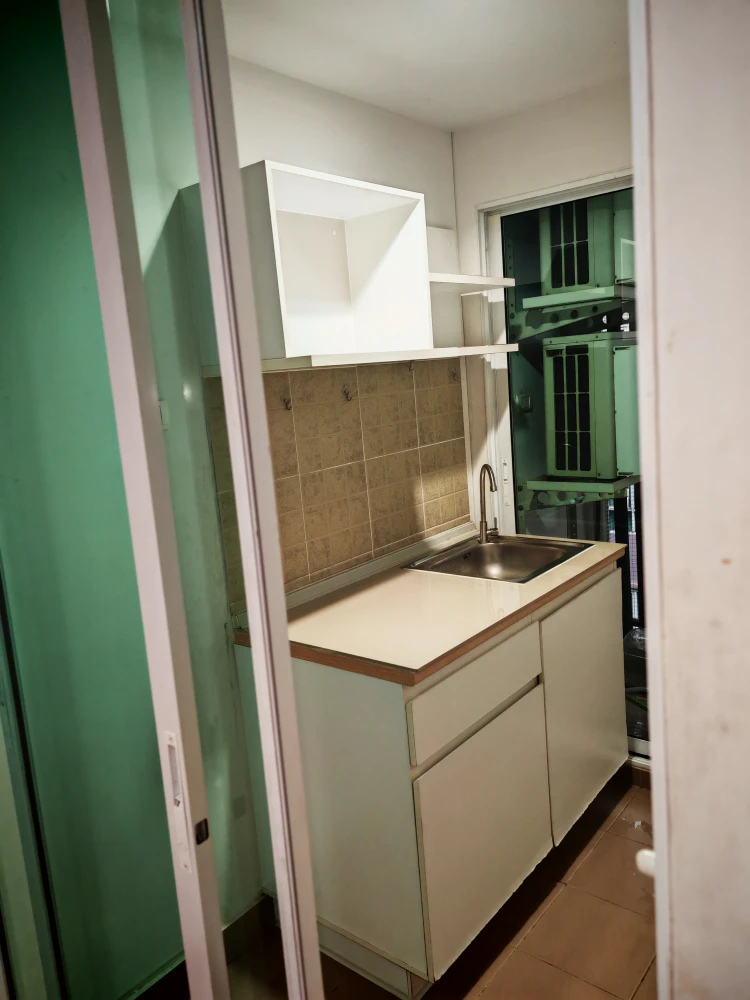 Condo Condo Regent Orchid Talat Phlu ready for rent.