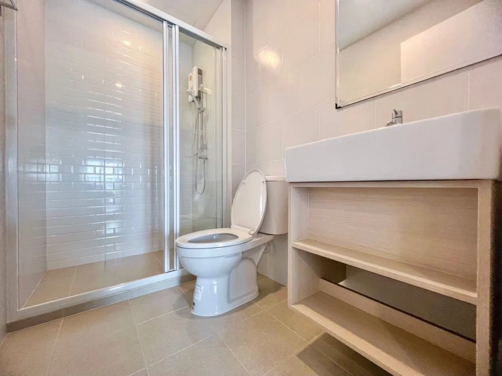 🍃Condo Chewathai Hallmark Ladprao-Chokchai 4 Phase 2, Fully Furnished, Ready to Move In, Near BTS Skytrain. Urgent!