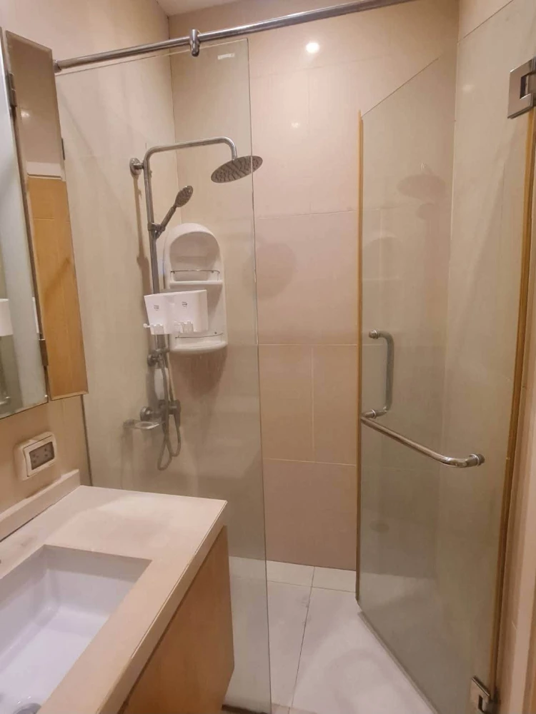 Wind Ratchayothin Condo for Rent: Beautiful room with complete amenities. Book now, don't miss out!