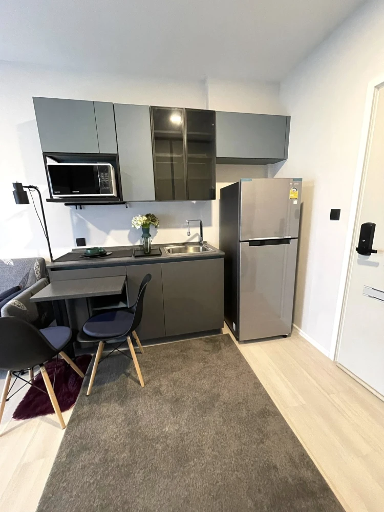 Condo The Key MRT Phetkasem 48, beautiful, clean room, ready for rent.