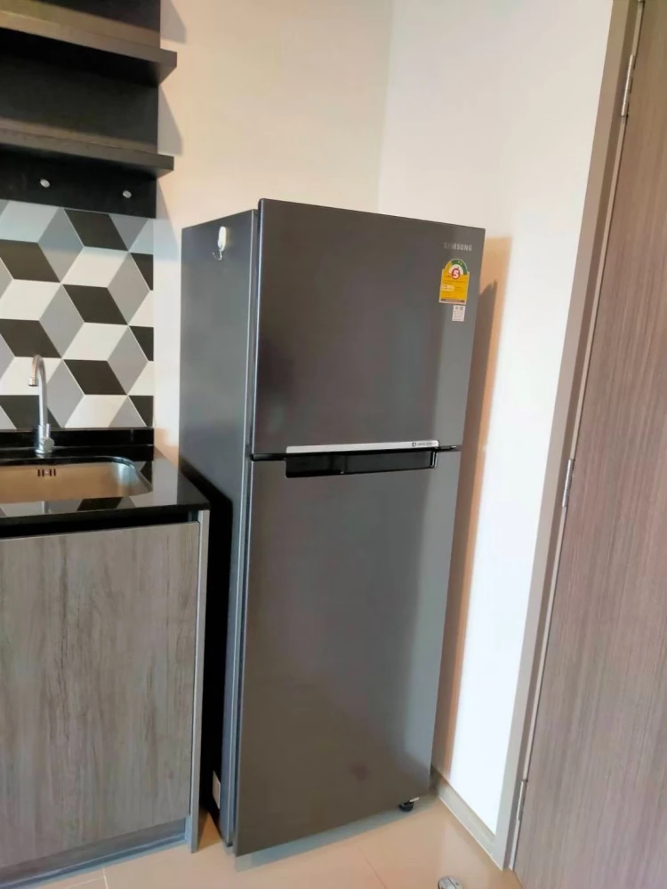 Condo The Base Phetchaburi - Thonglor, good location condo in the heart of the city, convenient to travel, hurry to reserve before it's gone!!