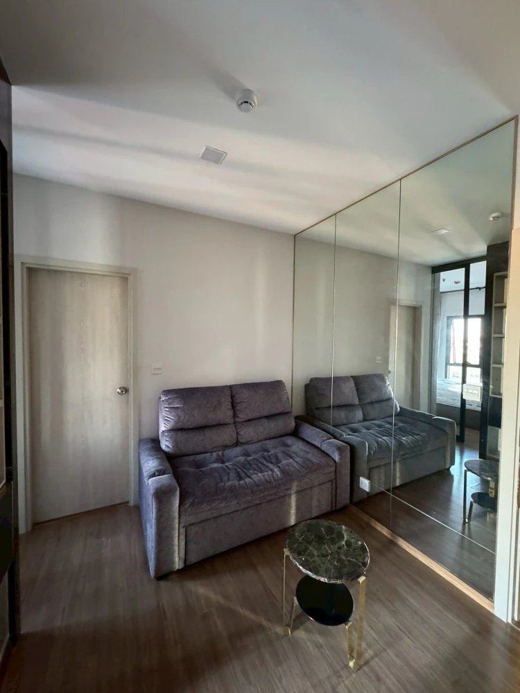Condo Matrix Rama 9-Ramkhamhaeng, beautifully decorated room, well-built-in interior, just bring your bag!!!