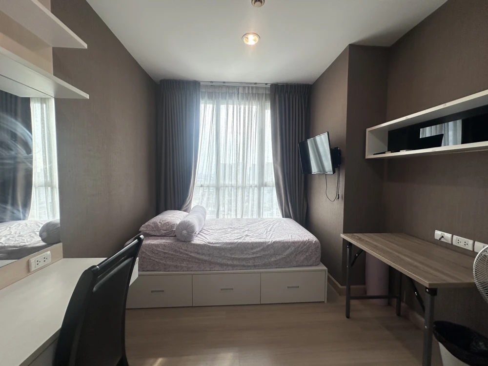 Condo Life @ Ladprao 18, beautiful room, great view facing north, very livable!!!