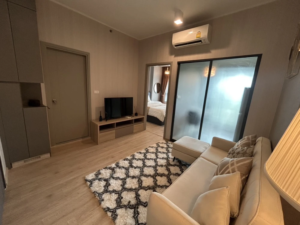 Condo Ideo New Rama 9, beautiful room, newly decorated throughout, book now