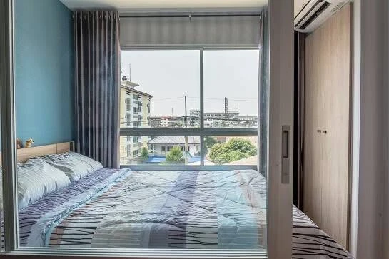 Condo for rent, Lumpini Mix Theparak - Srinakarin. The unit is partitioned into separate, clearly defined zones. Great price! Book now!